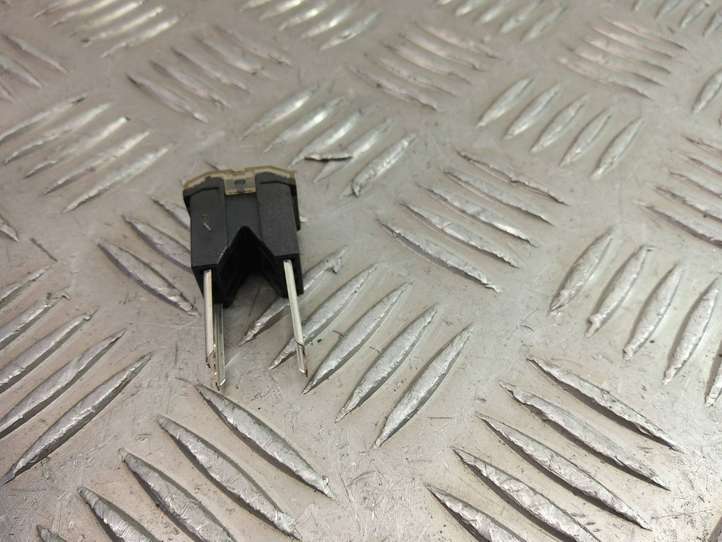 Lexus RX 350 (2006 - 2009)  80A fuse Предохранитель