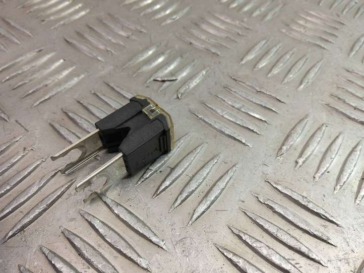Lexus RX 350 (2006 - 2009)  80A fuse Предохранитель