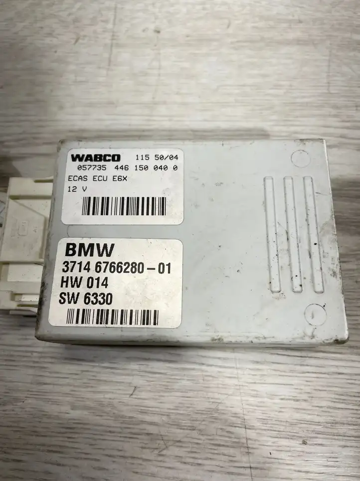 BMW 5 E60 E61 (2004 - 2010) 6778966 Блок управления пневмоподвеской — фото 2