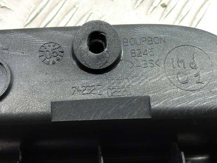 Toyota Corolla E120 E130 (2000 - 2004)  8480202291B0 Кнопка стеклоподъемников