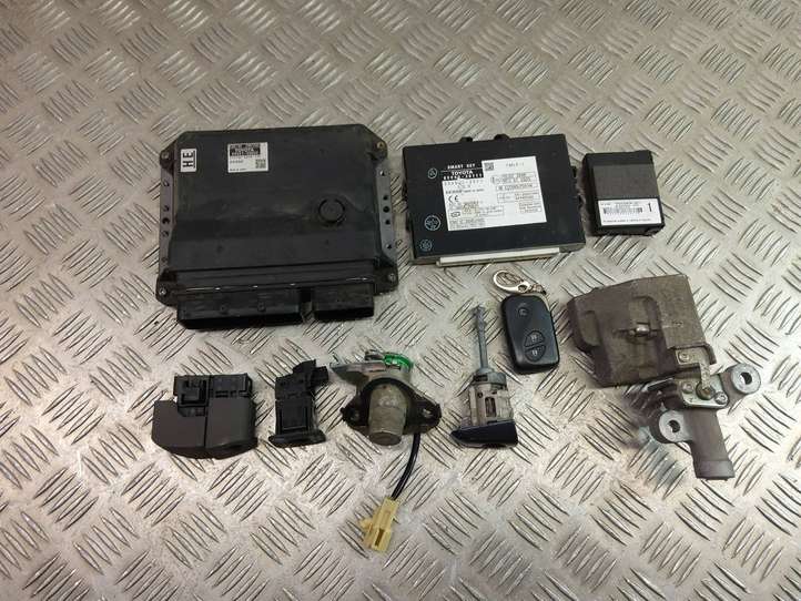 Lexus GS 300 350 430 450h (2004 - 2007)  89661-30D00 Комплект зажигания