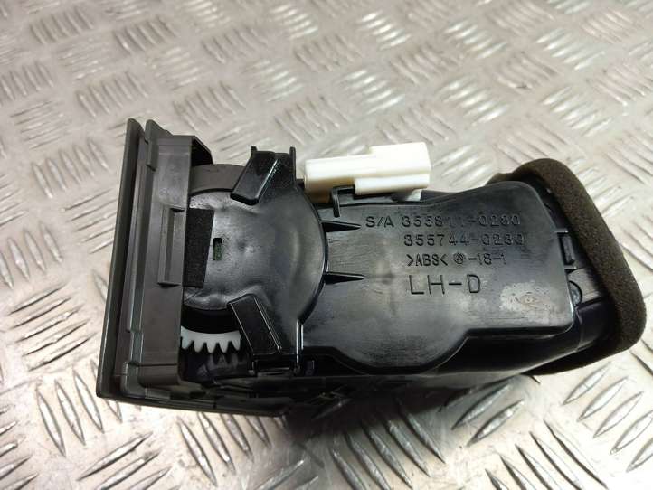 Lexus GS 300 350 430 450h (2004 - 2007)  55650-30280 Боковая воздушный дефлектор