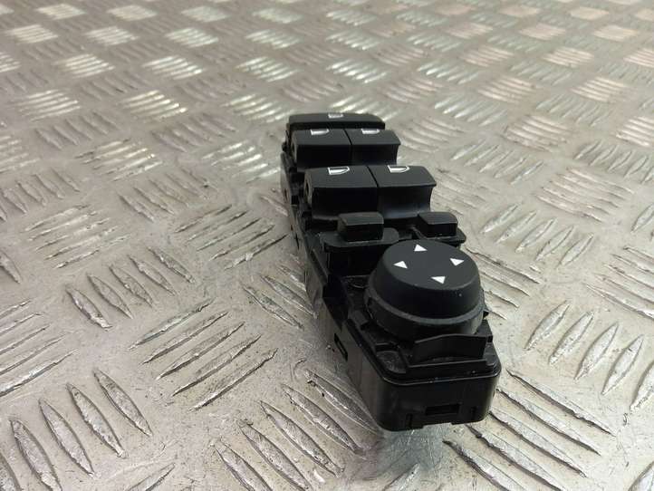 BMW X3 F25 (2010 - 2017)  9208111 Кнопка стеклоподъемников