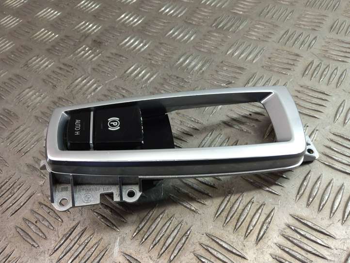 BMW X3 F25 (2010 - 2017)  9217594 Включатель ручного тормоза
