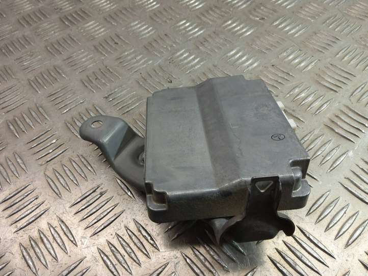 Lexus GS 300 350 430 450h (2004 - 2007)  89815-30090 Другие блоки управления / модули