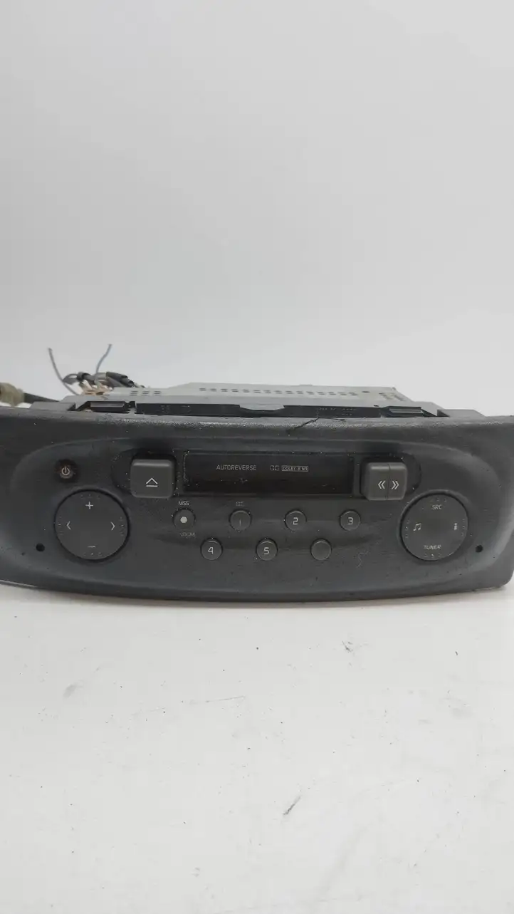 Renault Scenic I (1996 - 2003) 8200152345 Магнитола / мультимедийная система — фото 1