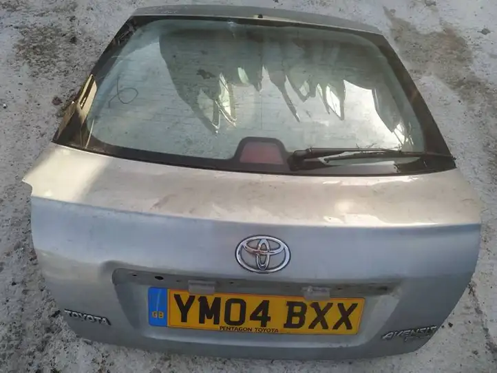Toyota Avensis T250 (2003 - 2006) pilkas Крышка багажника — фото 2