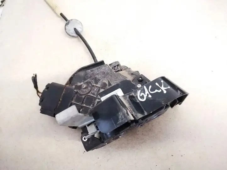 Ford Focus (2005 - 2008) 4m5aa26413bc Замок задней двери — фото 2