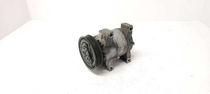 Nissan Micra (1999 - 2002)  926001F701 Компрессор (насос) кондиционера воздуха