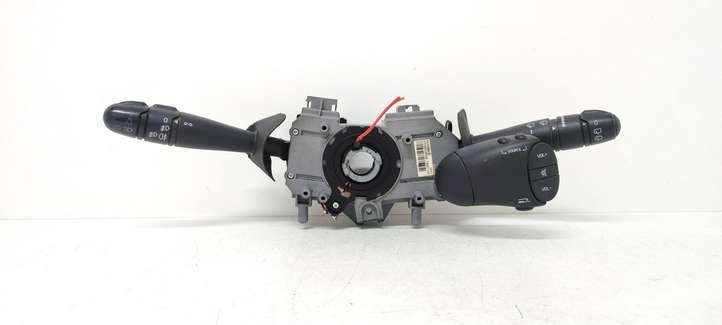 Renault Scenic I (1996 - 2003)  V7700428202 Комплект ручек