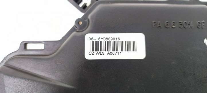 Skoda Fabia Mk1 (6Y) (1999 - 2007)  6Y0839016 Замок задней двери