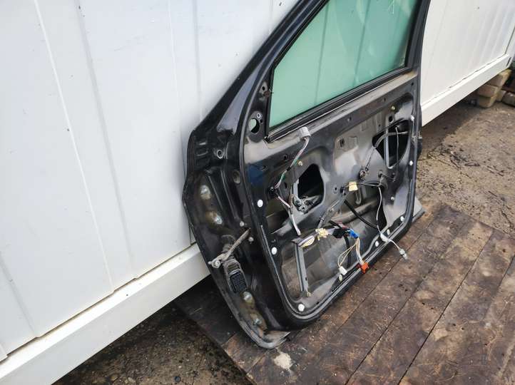 Renault Laguna (2005 - 2007)   Дверь