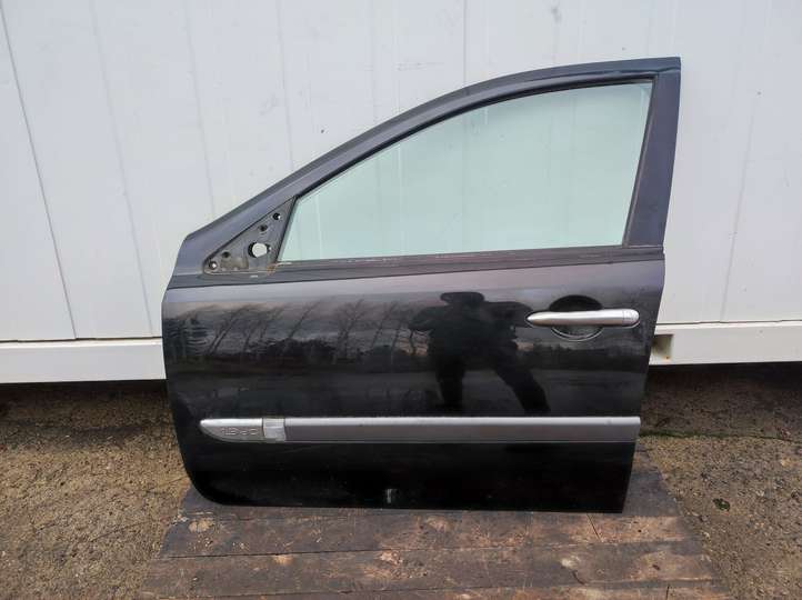 Renault Laguna (2005 - 2007)   Дверь