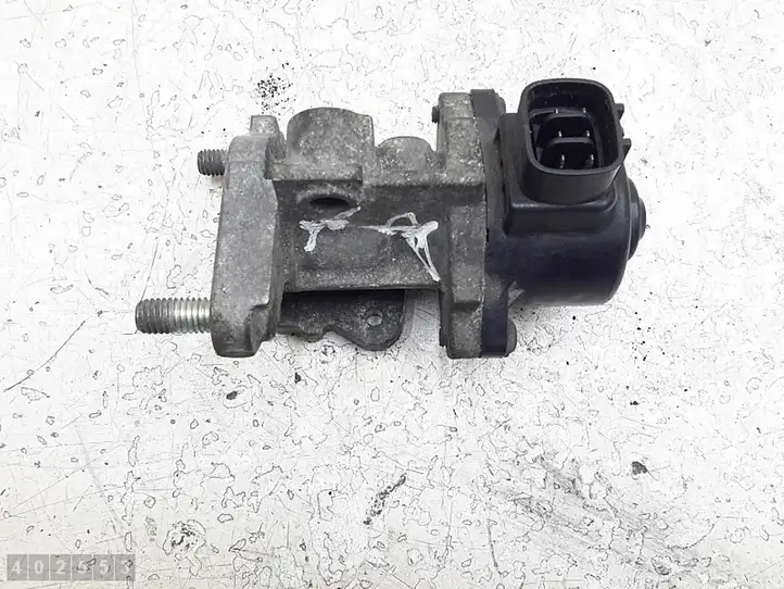 Toyota Prius (XW30) (2009 - 2015) 2562037110 Охладитель клапана EGR — фото 1