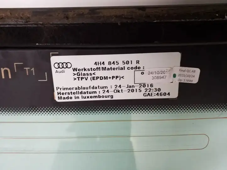 Audi A8 S8 D4 4H (2013 - 2017) Заднее стекло — фото 2