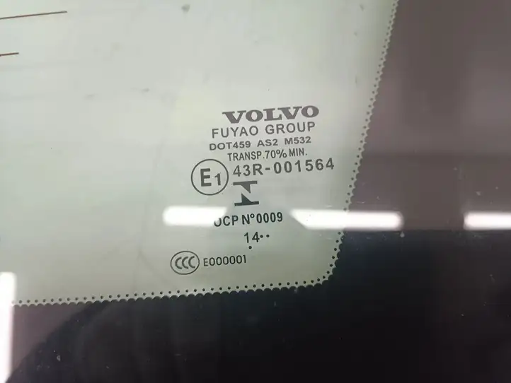 Volvo V60 (2013 - 2018) 43R001564 Заднее боковое стекло — фото 2