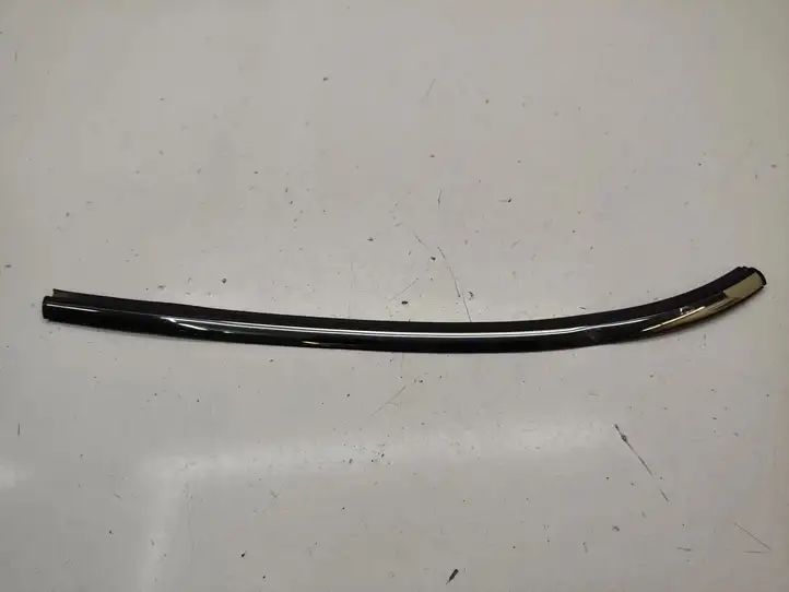 Mini Cooper Countryman R60 (2010 - 2016) 9803780 Облицовка заднего бокового стекла — фото 1