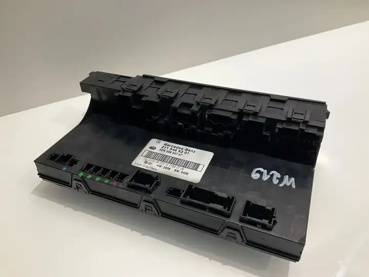 Mercedes-Benz CLS C219 (2003 - 2011) 2115455301 Блок SAM — фото 2