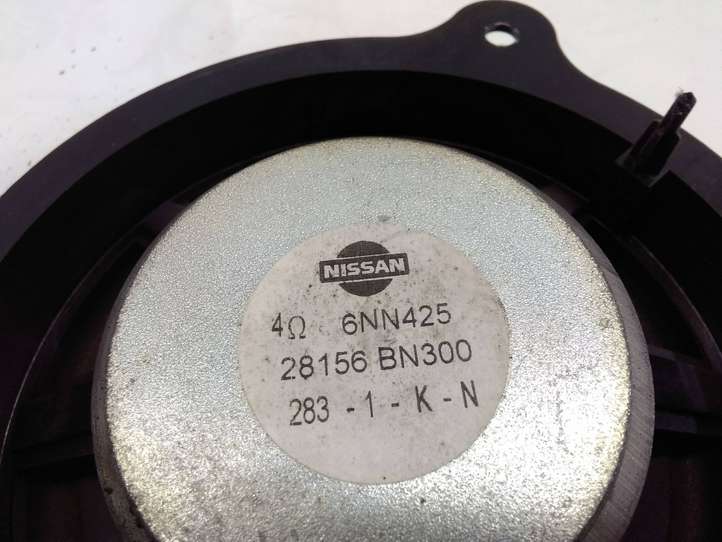 Nissan Almera Tino (2000 - 2006)  28156BN300 Громкоговоритель (громкоговорители) в задних дверях
