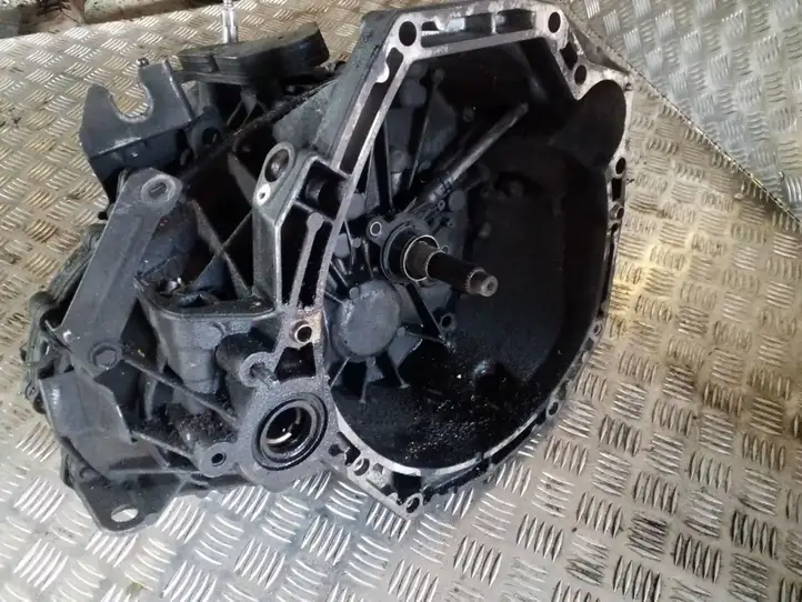 Nissan Juke I F15 (2010 - 2018) 320101KG0C Механическая коробка передач, 6 передач — фото 1