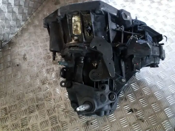 Nissan Juke I F15 (2010 - 2018) 320101KG0C Механическая коробка передач, 6 передач — фото 2