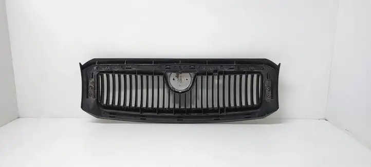 Skoda Fabia Mk1 (6Y) (1999 - 2007) 6Y0853668 Передняя решетка — фото 2