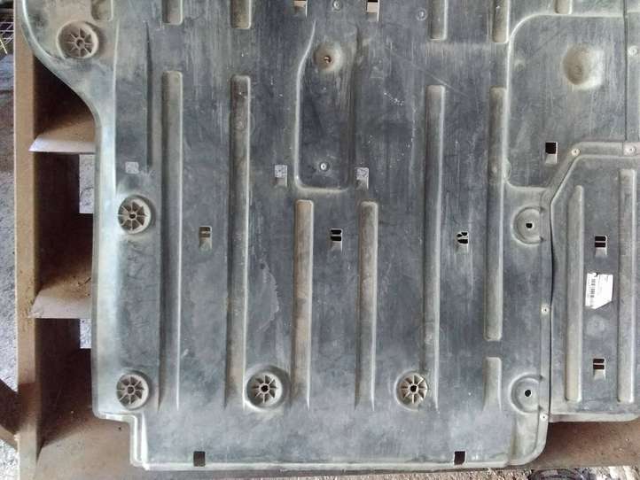 Honda Civic (2006 - 2011)  74605SMGE001 Средняя защита дна