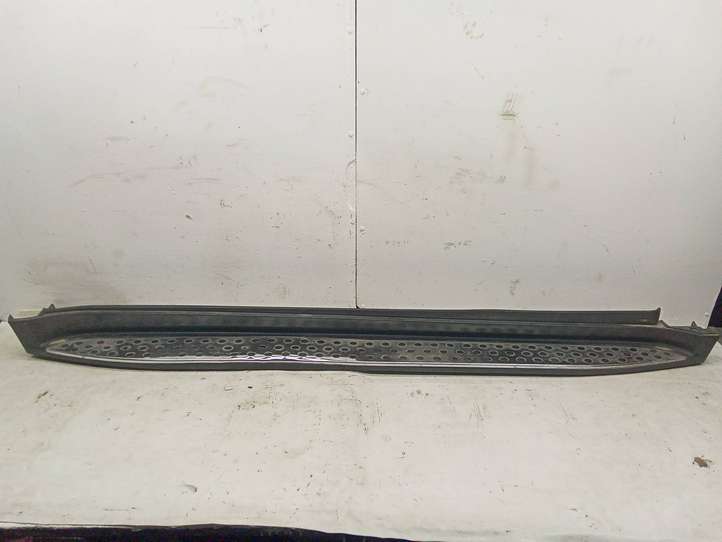Mercedes-Benz GL X164 (2006 - 2012)  A1646900210 Порог
