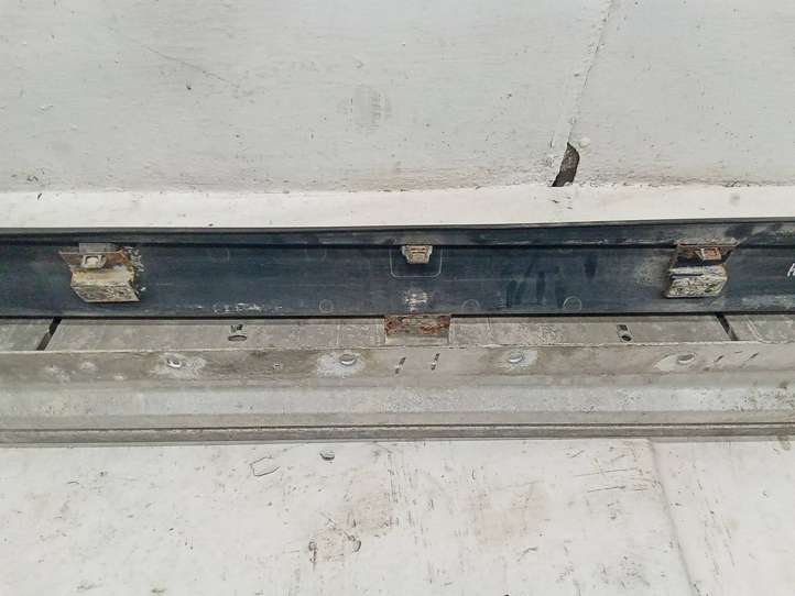 Mercedes-Benz GL X164 (2006 - 2012)  A1646900110 Порог