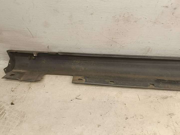 Mercedes-Benz C W204 (2007 - 2014)  A2046981454 Порог