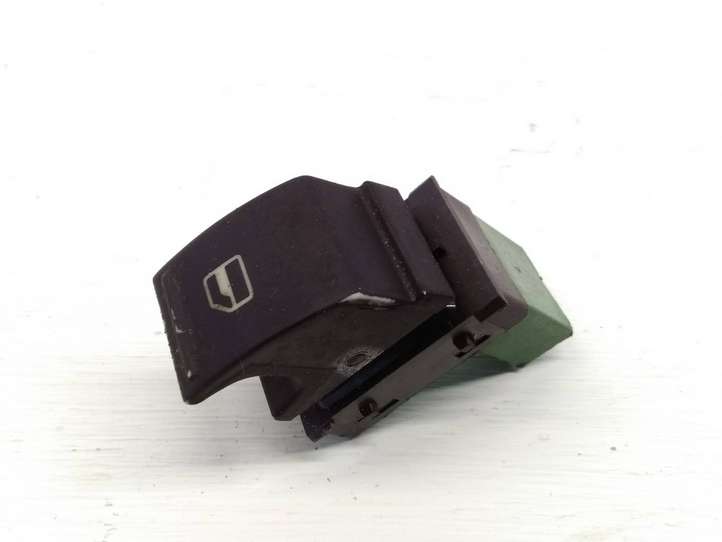 Seat Leon (1P) (2005 - 2012)  1P0959855 Кнопка стеклоподъемников