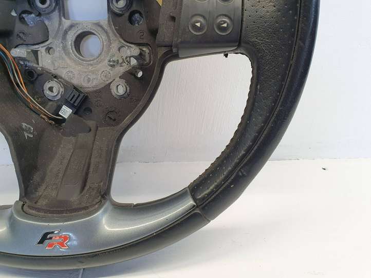 Seat Leon (1P) (2005 - 2012)  5P0419091F Руль