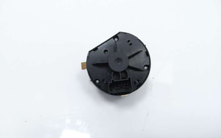 Audi A6 (2004 - 2008)  4F194531D Включатель фонарей