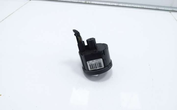 Volkswagen PASSAT B7 (2011 - 2014)  3C8941431A Включатель фонарей