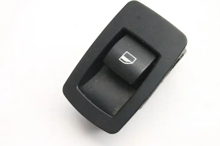 BMW X3 E83 (2003 - 2010) 9113773 Кнопка стеклоподъемников — фото 1