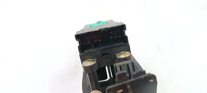 Subaru Legacy (1999 - 2003) 83071AE020 Кнопка стеклоподъемников — фото 4
