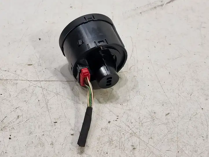 Seat Leon (5F) (2012 - 2019) 5G0941431AF Включатель фонарей — фото 3