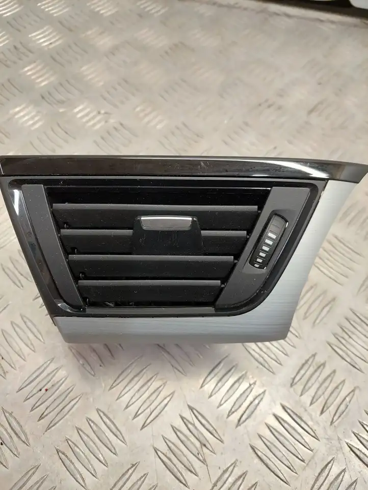 BMW 3 F30 F35 F31 (2012 - 2018) 9218552 Декоративная отделка — фото 10