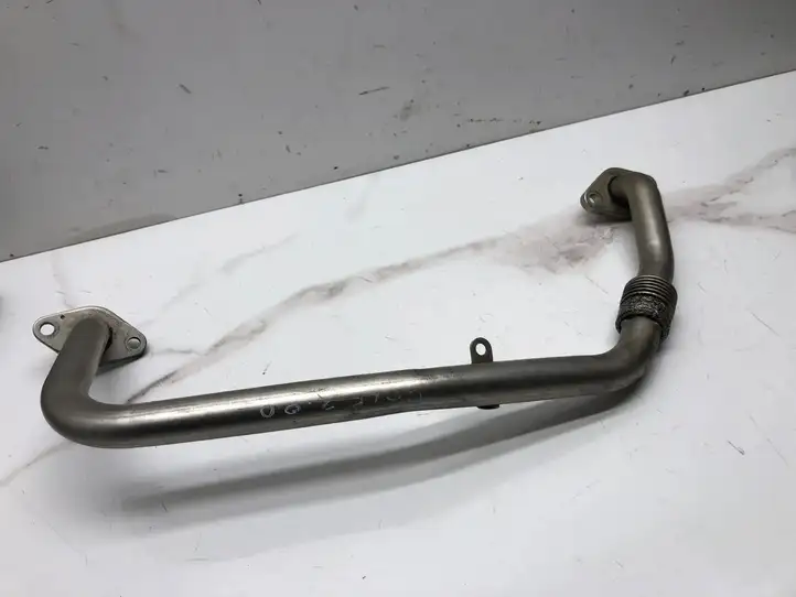 Volkswagen Golf V (2003 - 2009) 03G131521A Трубка EGR — фото 1