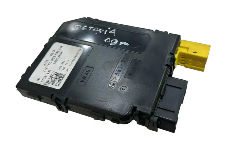 Skoda Octavia Mk2 (1Z) (2004 - 2013) 1K0953549CR Датчик угла поворота руля — фото 1