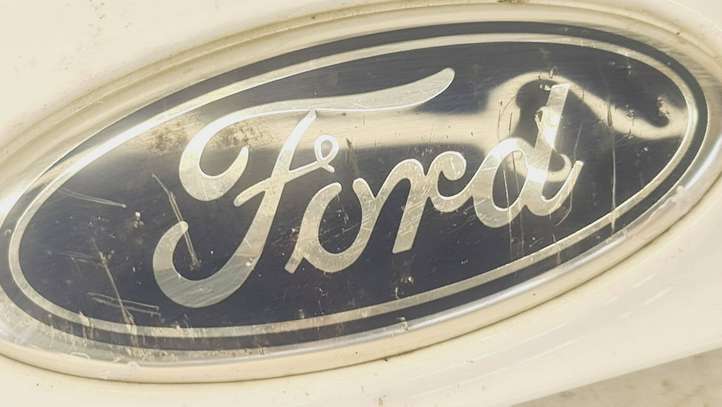 Ford Focus (2011 - 2015)  BM51A43404AFW Обшивка крышки багажника