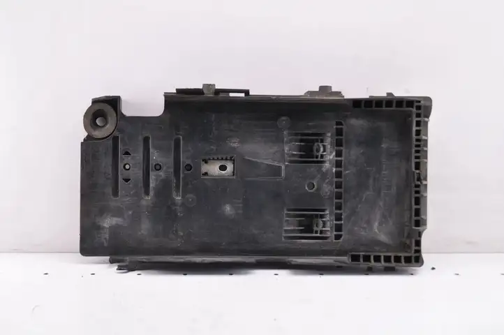 Ford Mondeo MK IV (2007 - 2014) 6G9110723A Ящик аккумулятора — фото 1