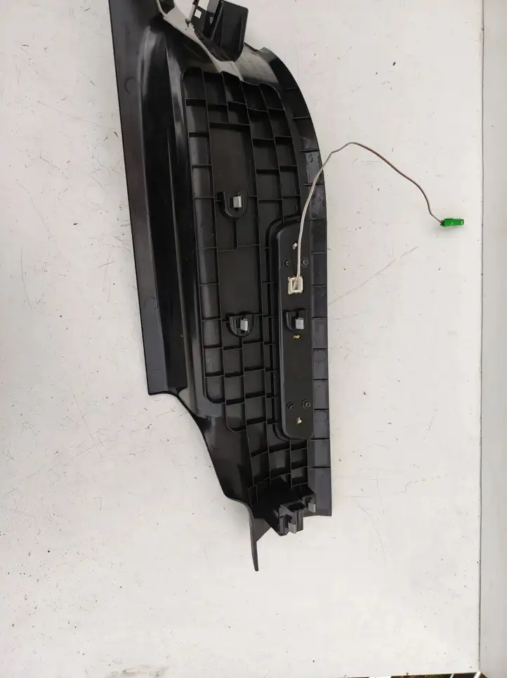 Volvo XC90 (2014 - 2019) 31363748 Наружная отделка заднего порога — фото 3