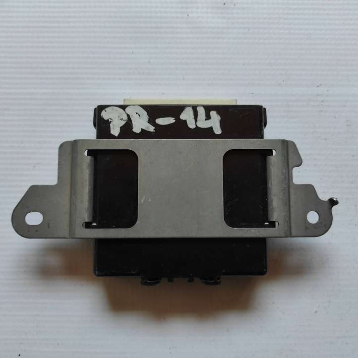 Toyota Prius (XW20) (2003 - 2009)  8999047023 Другие блоки управления / модули
