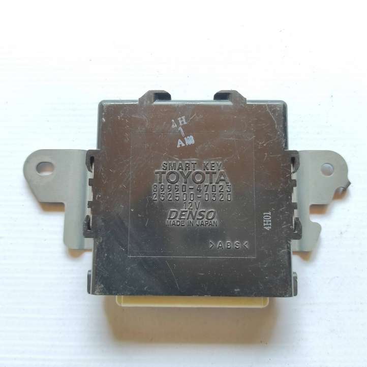 Toyota Prius (XW20) (2003 - 2009)  8999047023 Модуль блока управления CAS