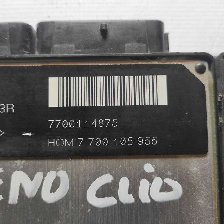 Renault Clio II (1998 - 2001)  7700114875 Блок управления двигателя