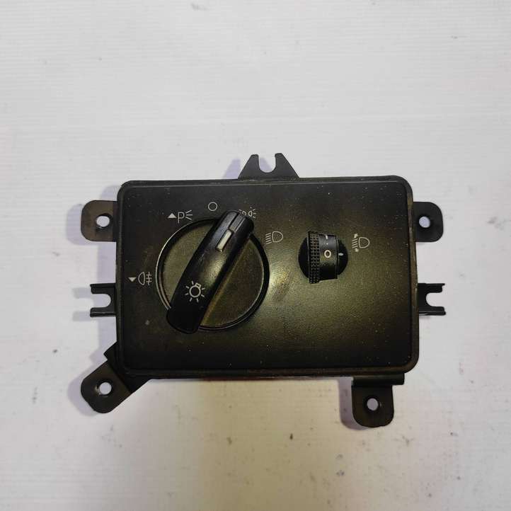 Ford Transit (2006 - 2013)  49861011 Включатель фонарей