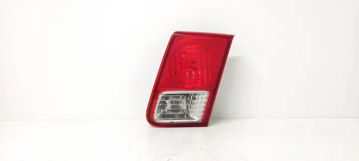 Honda Civic (2001 - 2005) 7440 Задний фонарь в крышке багажника — фото 1
