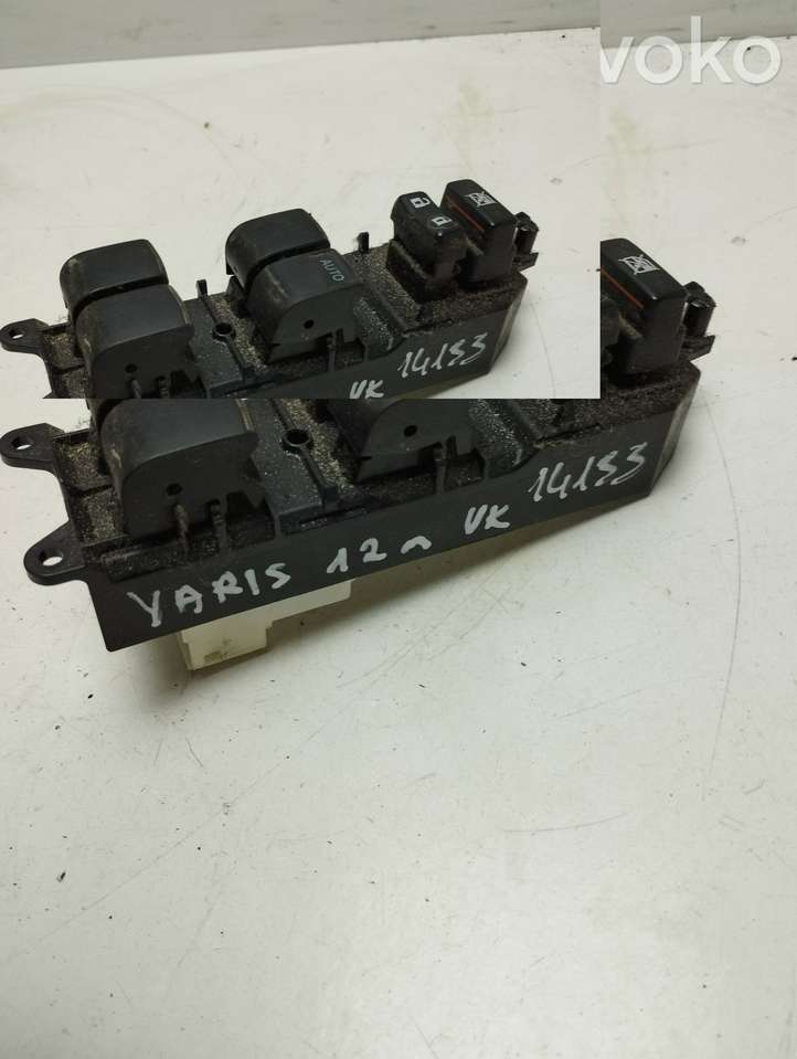 Toyota Yaris (2009 - 2012)   Кнопка стеклоподъемников