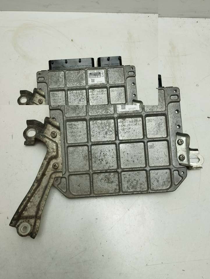 Toyota Yaris (2009 - 2012)  8966152S41 Другие блоки управления / модули